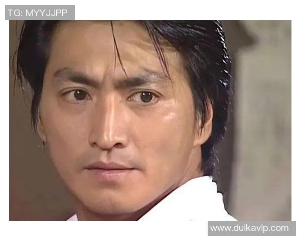 香港足球明星何家劲的职业生涯与成就全景解析